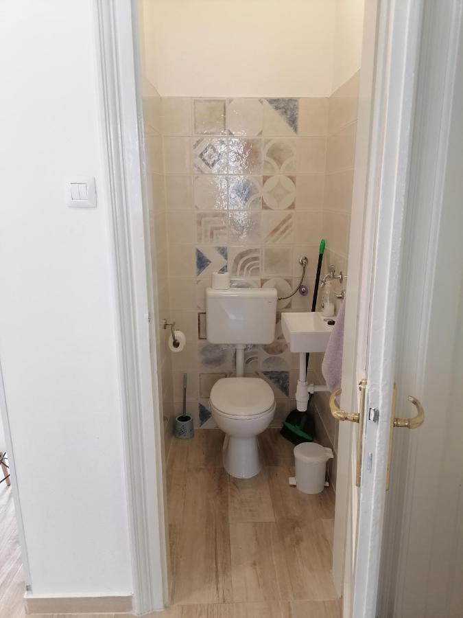 Kupus by Arena Apartment Pula Bagian luar foto